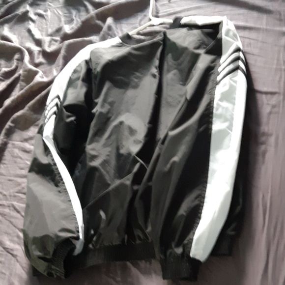 Adidas Pull over - Picture 5 of 5